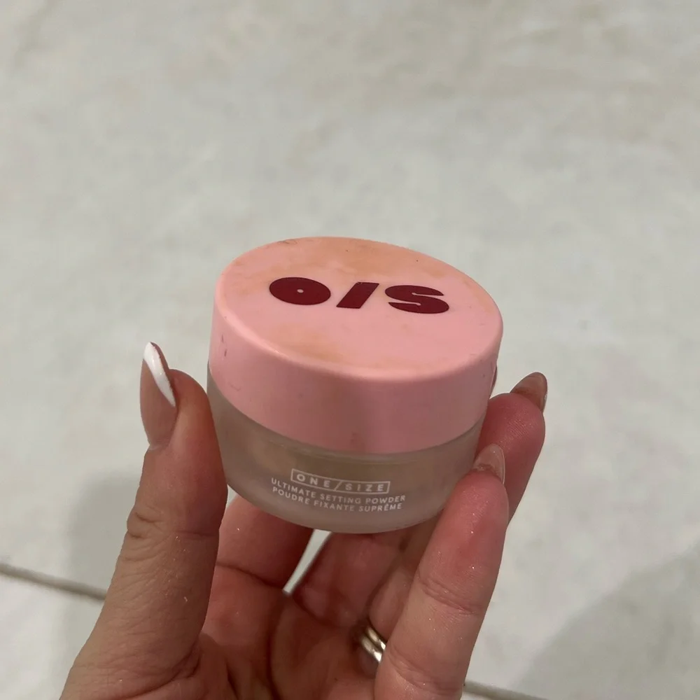 One Size Ultimate Setting Powder Translucent